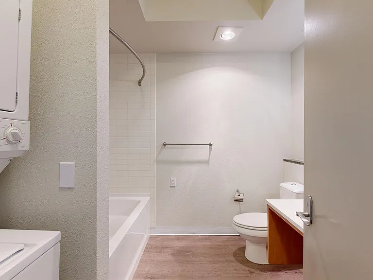 Elements Apartments — Photo 60