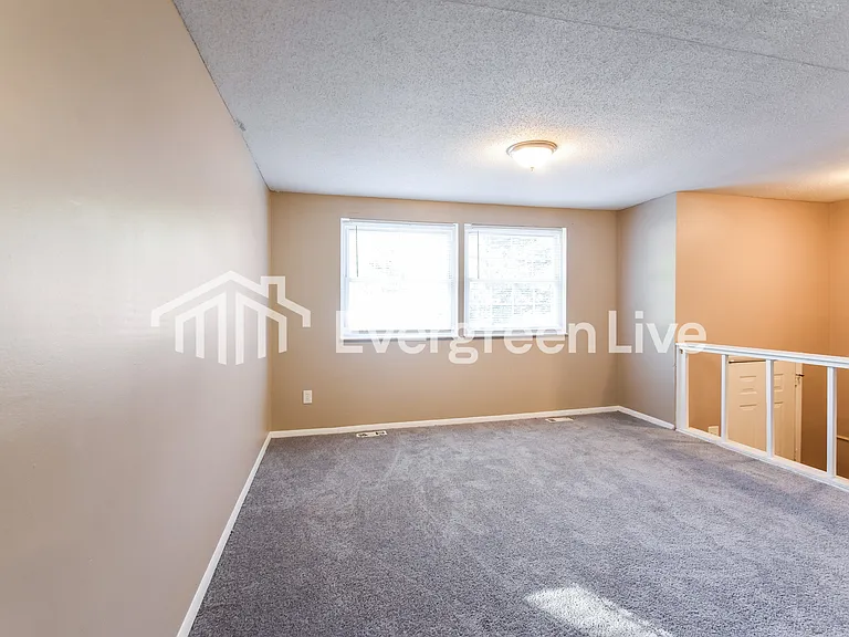4332 Willow Park Cv — Photo 3