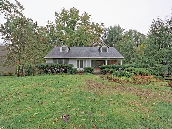 2nd image of 109 S Parkway Dr