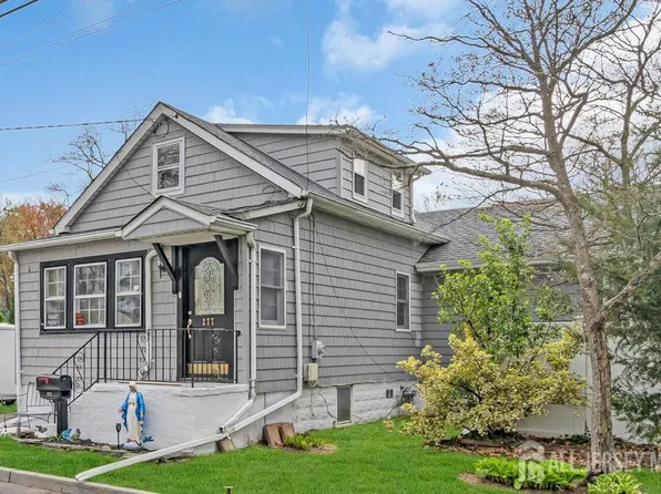 277 Adirondack Ave, Spotswood, NJ 08884
