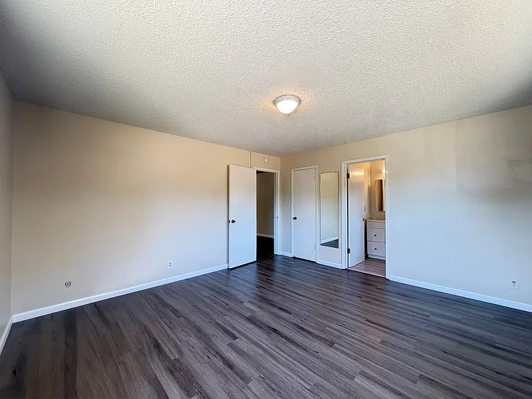 2211 San Antonio Ave — Photo 19