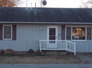 319 South St, Harrisburg, IL 62946
