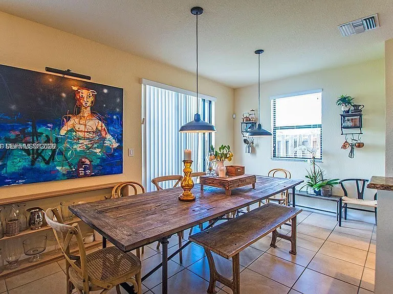 1522 SW 144th Ave — Photo 7