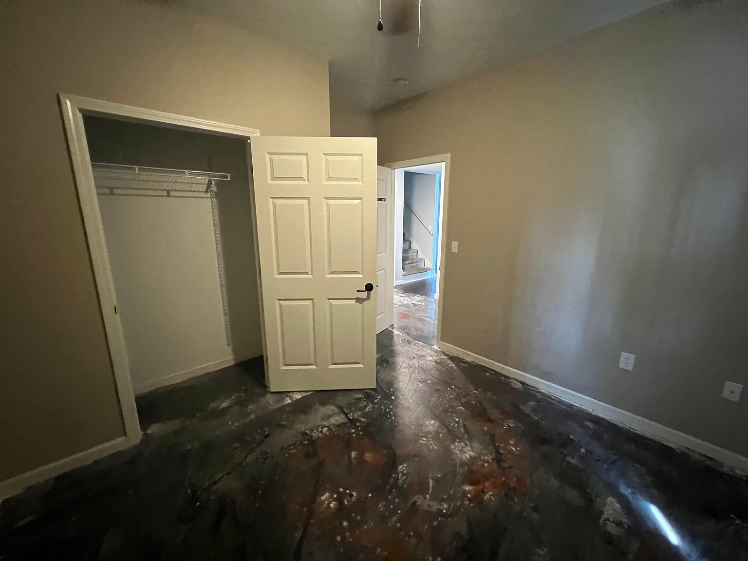 5 bed, 1844 sqft, $2,000 — Photo 3