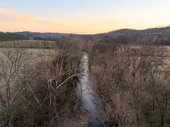4th image of 4824 Leipers Creek Rd