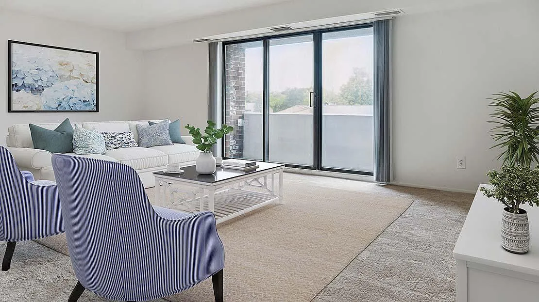 Claymoor Luxury Apartments — Photo 3