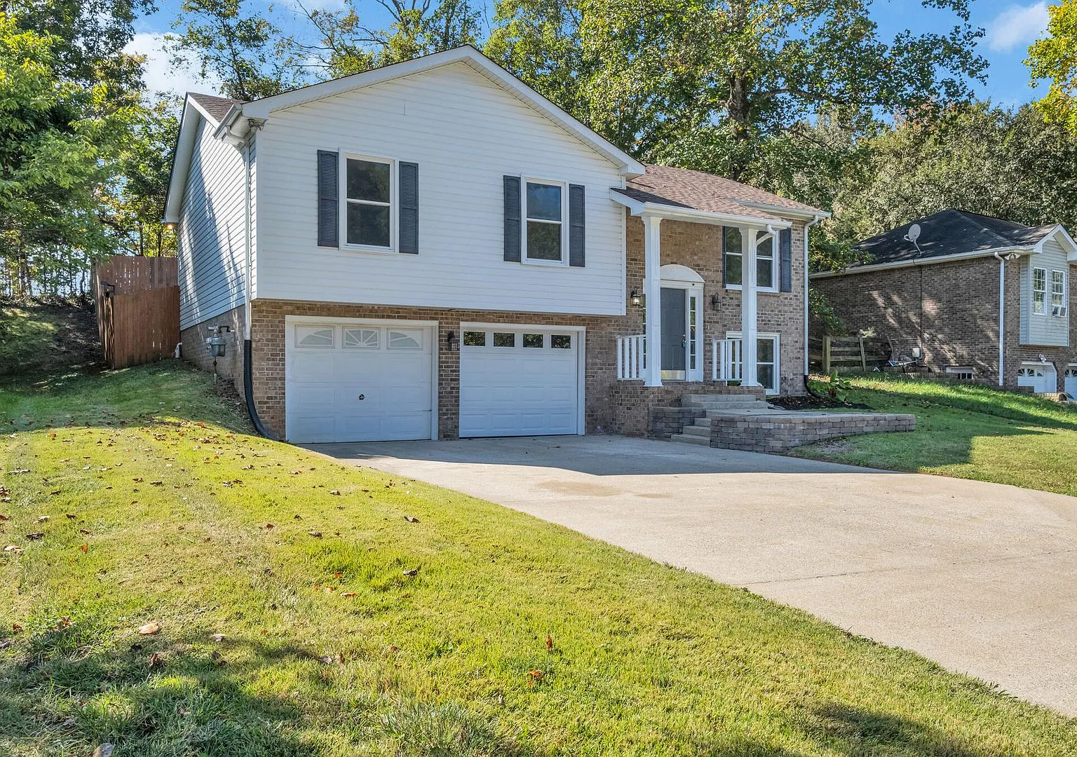 Coming Soon Large Renovated Home in Great Location! — Photo 2