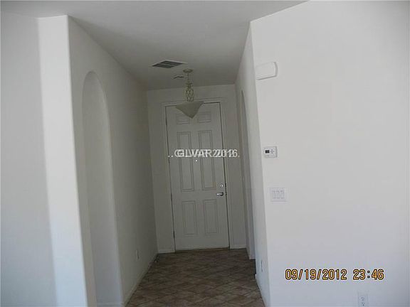 4th image of 1004 Mackenzie River Ave
