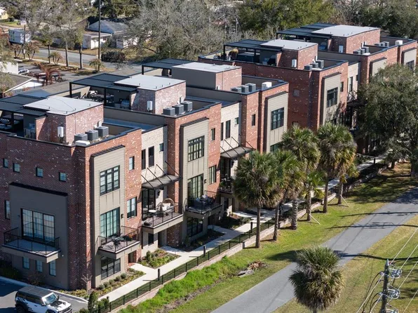 64 N Park Ave, Winter Garden, FL 34787