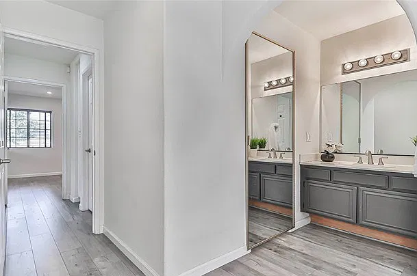3 bed, 1629 sqft, $4,750 — Photo 4