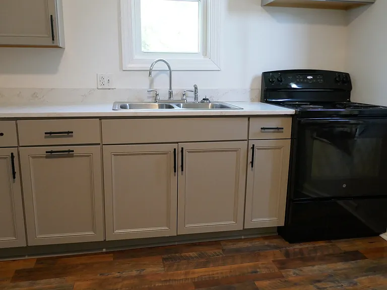 600 W Colonial Ave #1 — Photo 6