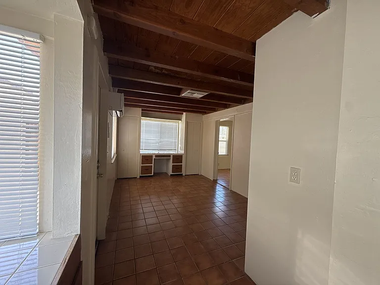 2301 N Northway Ave — Photo 6