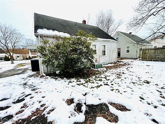 4th image of 822 Caddo Ave