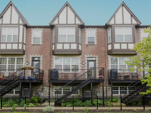 116 S Myrtle Ave, Villa Park, IL 60181