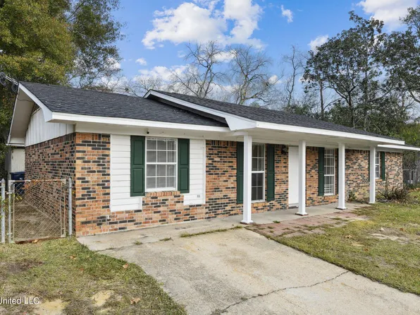 109 Phylis Dr, Gulfport, MS 39503