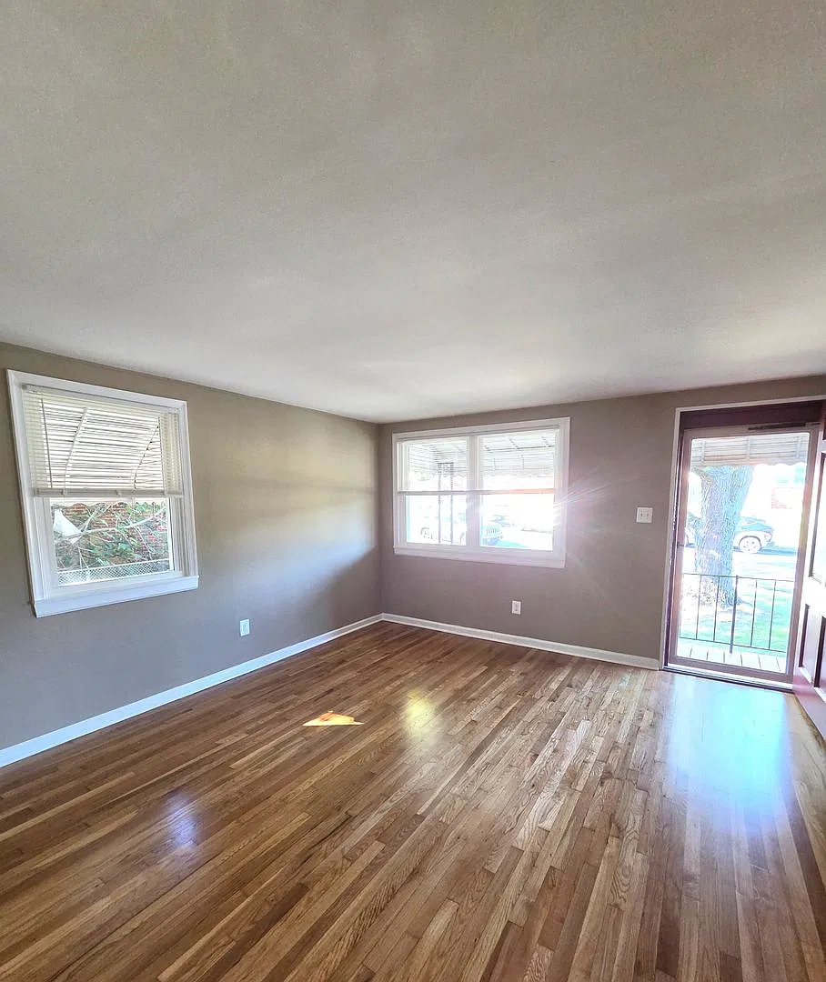 3 BR Townhome located in Lakeland — Photo 4