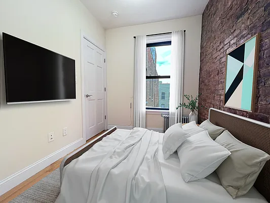 Rented by Bohemia Realty Group | media 10