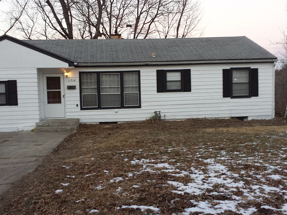 1st image of 11718 E 30th Ter S