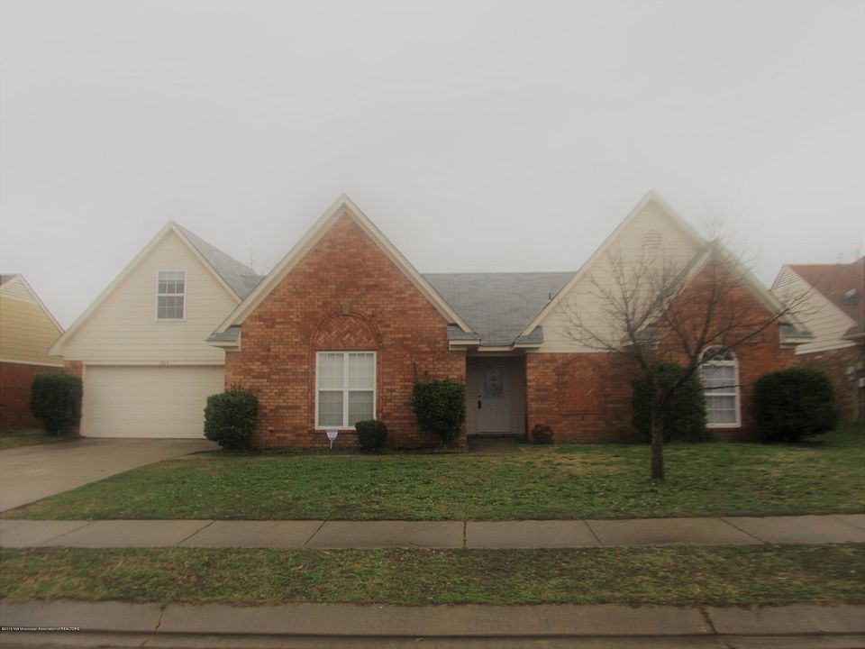 1st image of 1864 Cherry Creek Dr