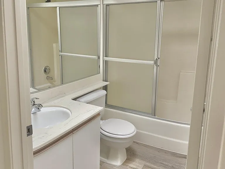1749 Federal Ave #4 — Photo 9