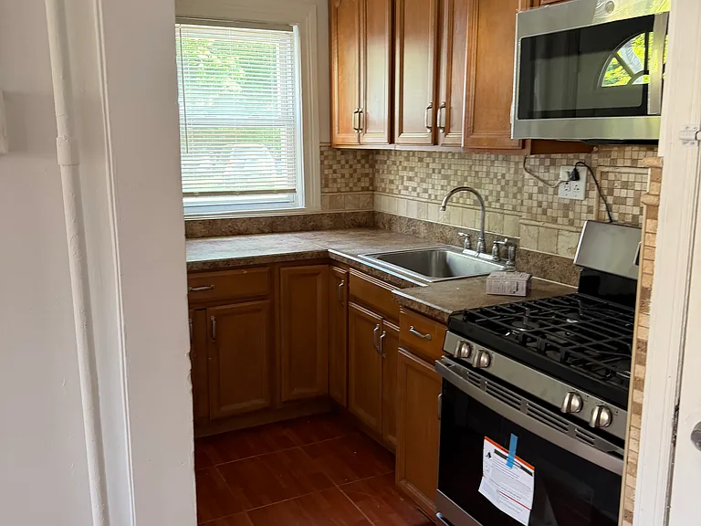 640 W Seaman Ave #A — Photo 13