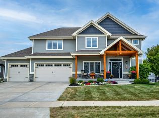 819 Richard Way, Waunakee, WI 53597