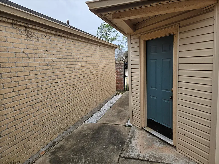 4111 Knoll Glen Dr — Photo 16