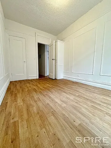 204 W 108th St Photo 1