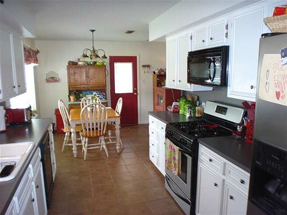 3rd image of 3143 Mariannwood Dr