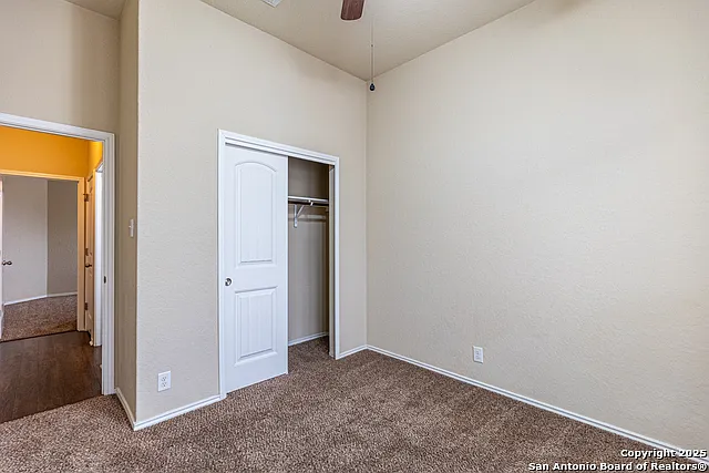 9023 Hubbard Hl — Photo 5