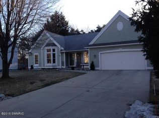 15133 Wildfield Dr, Spring Lake, MI 49456
