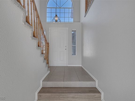 5th image of 6409 Morley Ave
