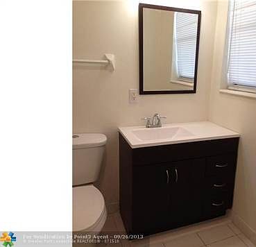 2nd image of 850 E Commercial Blvd APT 254F