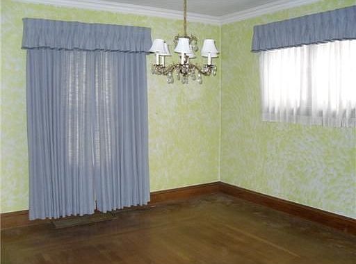 4th image of 303 Vine St