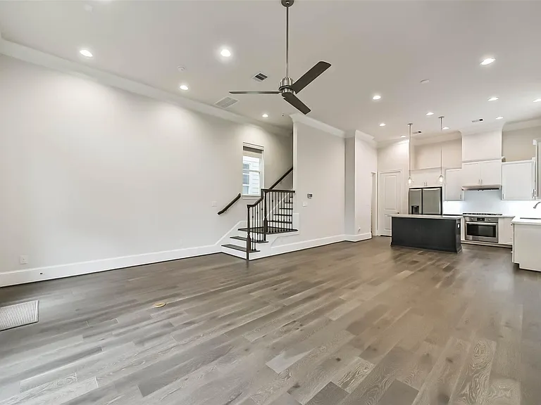 5308 S Capitol St — Photo 8