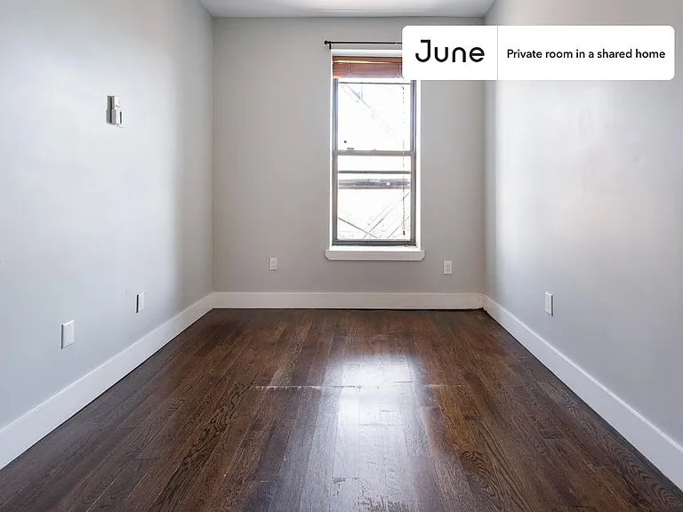 1131 Broadway #D — Photo 3