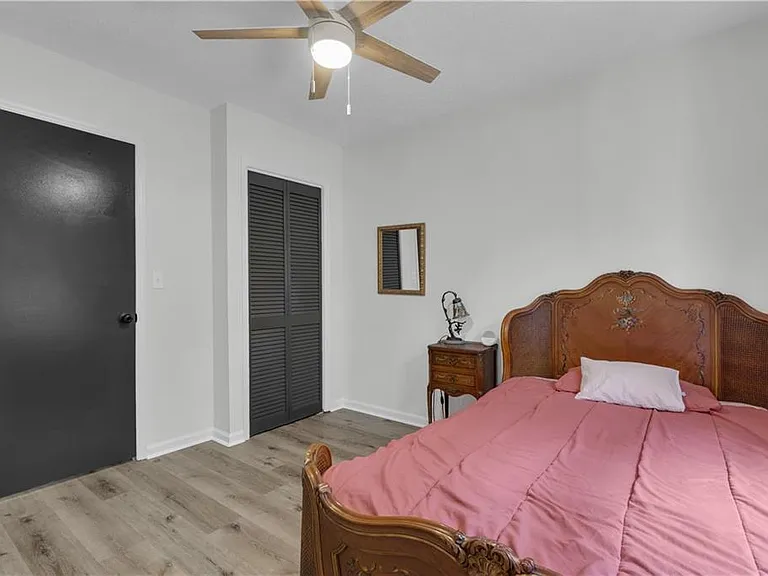 6290 Cascade Palmetto Hwy — Photo 46