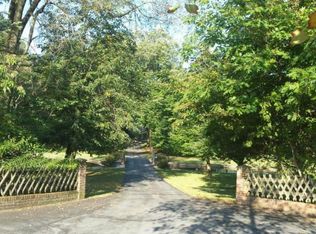 33 S Muddy Creek Rd, Denver, PA 17517