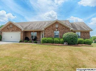 27946 Trotters Ln, Athens, AL 35613