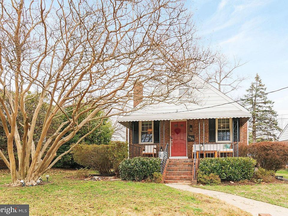 1st image of 1901 Scroggins Rd