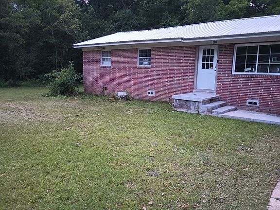 View of front of home. New porch railing will be installed before June 1st