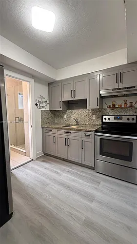 2238 NW 5th St #1 Photo 1