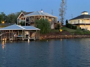 224 Crain Ct, Mount Gilead, NC 27306