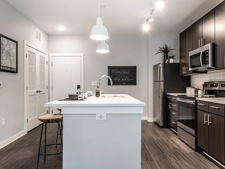 Gallerie Apartments — Photo 16