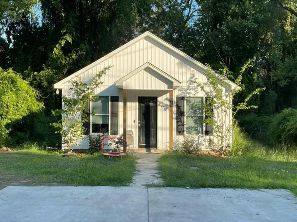 207 Lee St, Darlington, SC 29532