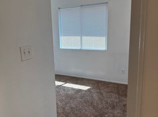 6104 Castleton St, Bakersfield, CA 93313