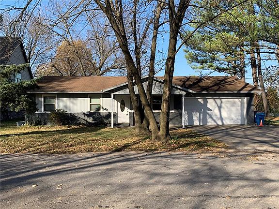2nd image of 2102 Delwhite Dr