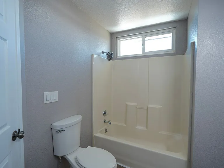 8820 5th Ave — Photo 12