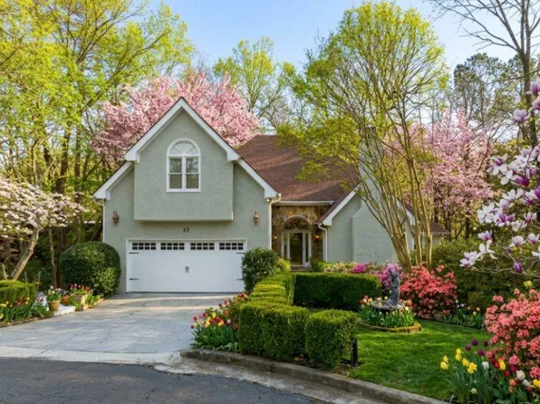 37 Plantation Dr NE, Atlanta, GA 30324