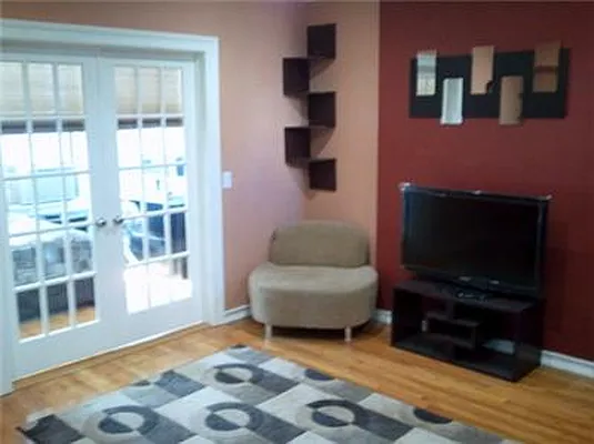 Sold by Bank Neary | media 31